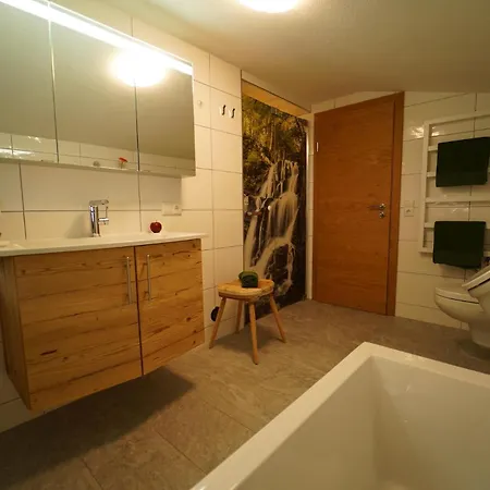 Ferienwohnungen Hinterholzer Apartment *
