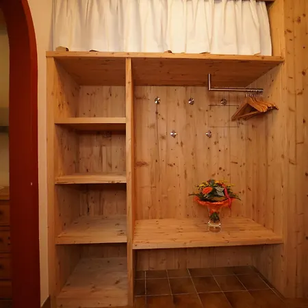 فيرينفوهنونغن هينترهولزر