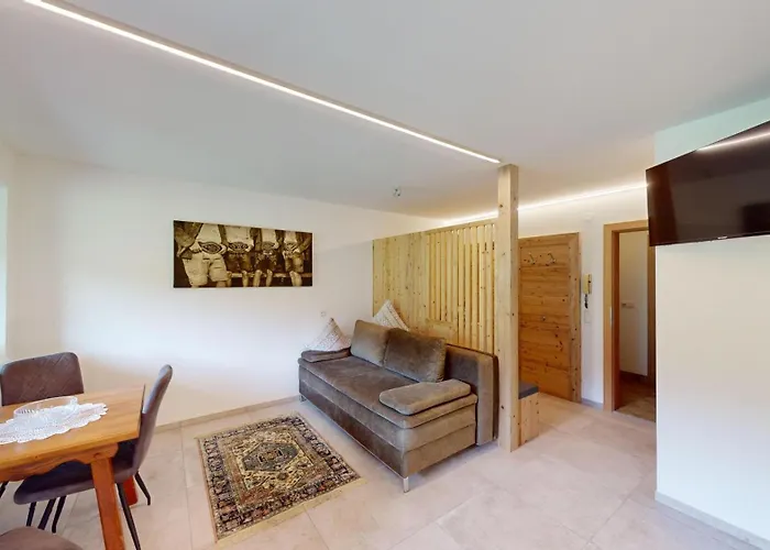 فيرينفوهنونغن هينترهولزر *