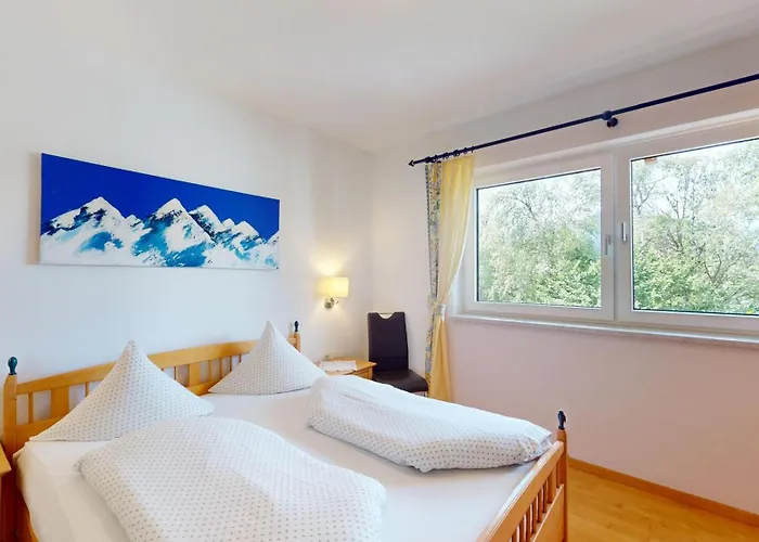 فيرينفوهنونغن هينترهولزر *