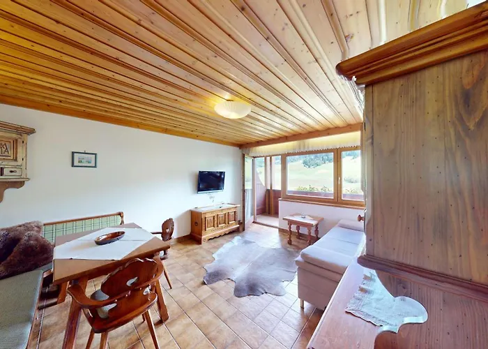 فيرينفوهنونغن هينترهولزر شقة